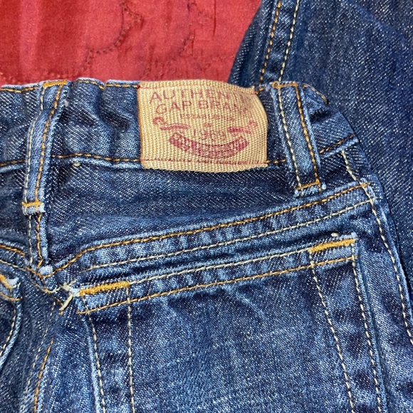 GAP Blue Denim Jeans with Relaxed Fit - Picture 3 of 3